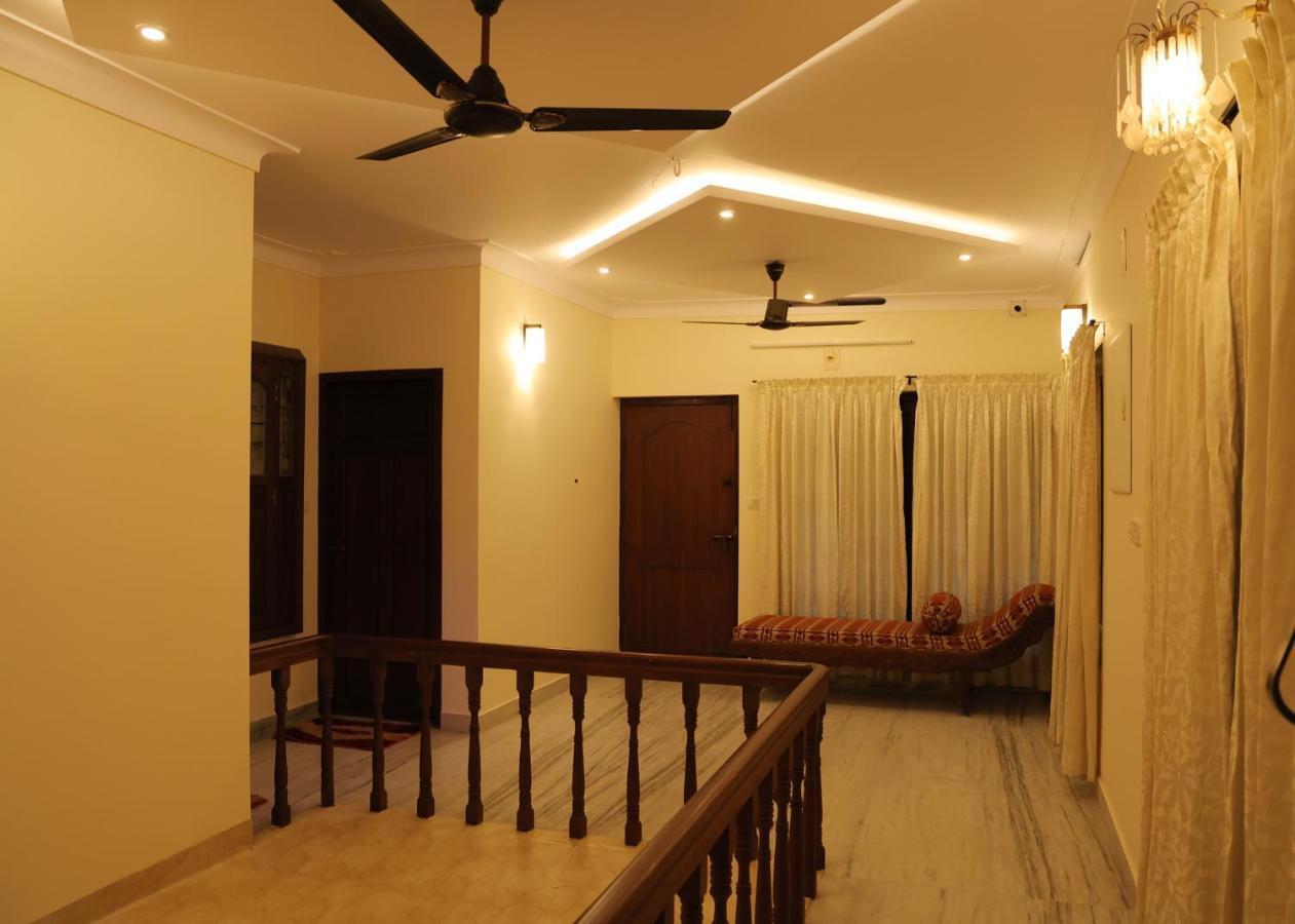 Malpans Mansion Nedumbassery Exterior foto